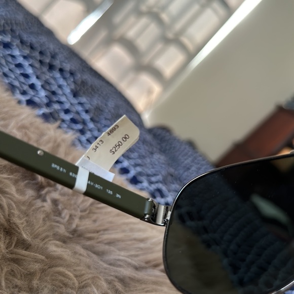 New Prada Men’s Sunglasses - Picture 4 of 4